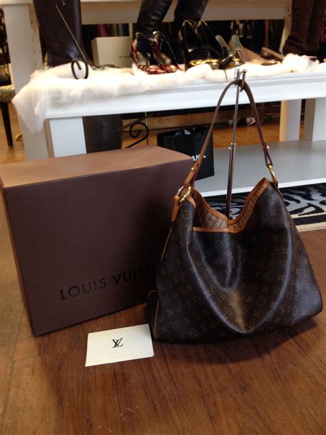 louis vuitton hettegenser|Louis Vuitton online shopping.